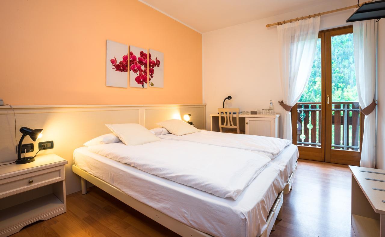 Albergo Maggiorina Bezzecca Luaran gambar