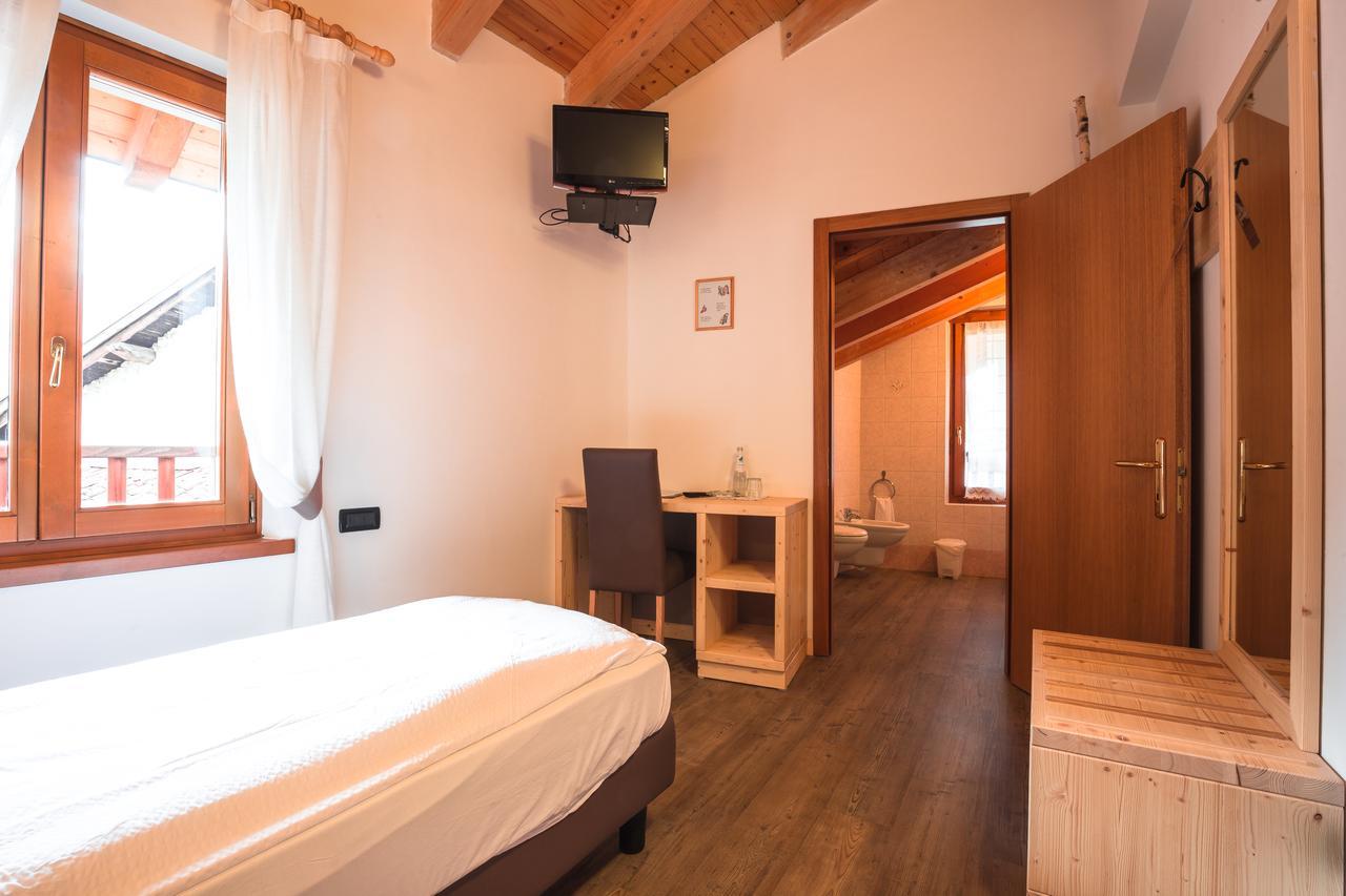 Albergo Maggiorina Bezzecca Luaran gambar